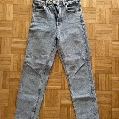 Stradivarius Mom Slim Jeans