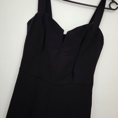 Tuta nera elegante