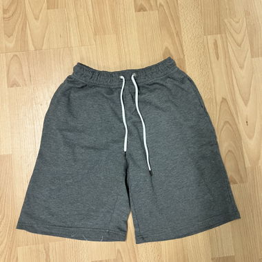 Short grigio