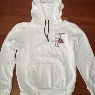 Weisser Hoodie mit Aufdruck