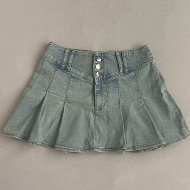 lightwash jeans mini skirt