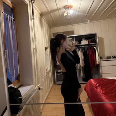 Robe dos nus 