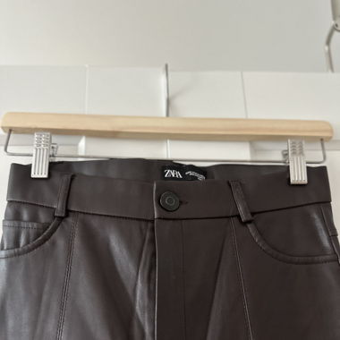Pantalon similicuir marron