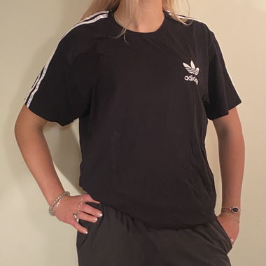 T-shirt Adidas noir