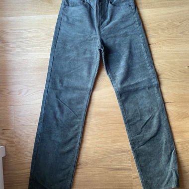 Cordhose in Khaki
