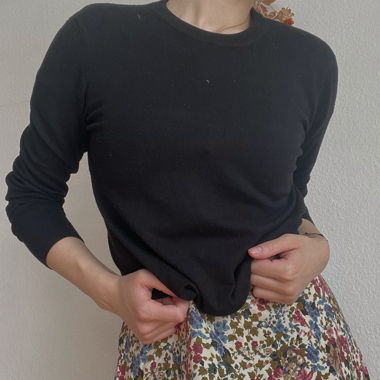 Black basic pull