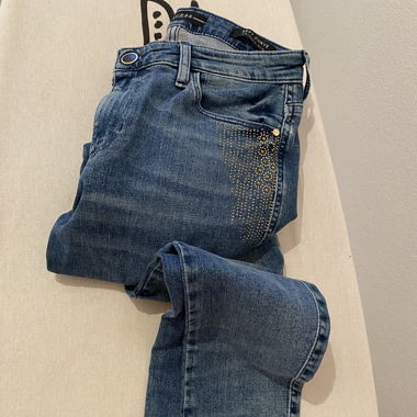 Jeans Guess indossati una volta