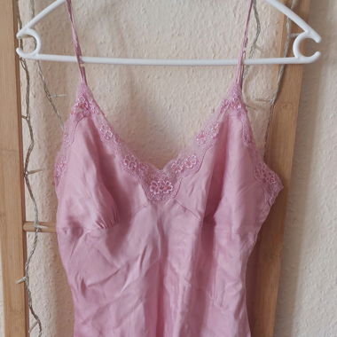 100% silk pink camisole with flower embroidery