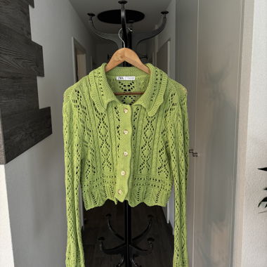 ZARA Grüner Ajour-Strickcardigan