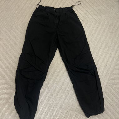 Pantaloni neri leggeri