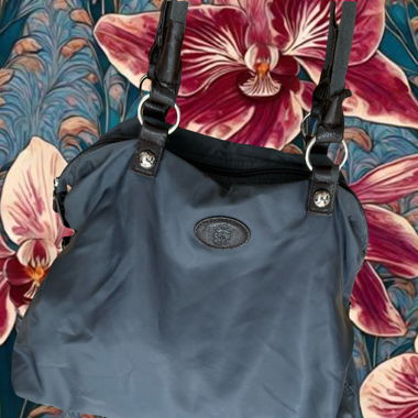 Blaue Tasche