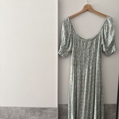 Kleid