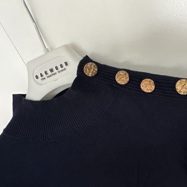 Pull bleu marine Camaïeu – Épaule boutons dorés 