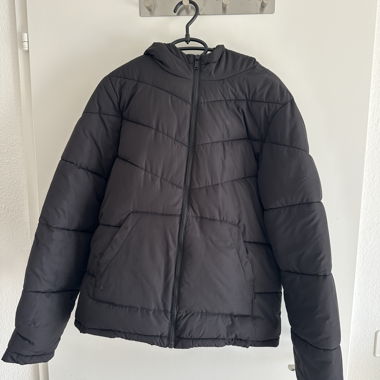 Quilted grey winter jacket