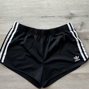 Short Adidas neri