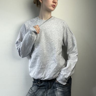 vintage baggy fruit of the loom comfy sweater