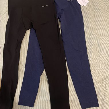 Brand New USA PRO Workout Leggings – Set of 2 