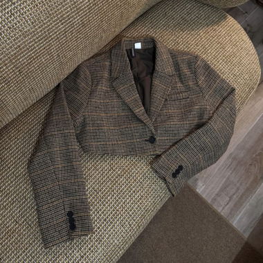 Beige short blazer H&M - size M