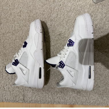 Jordan 4 Metallic Purple