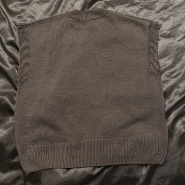 Taupe knitted pullunder