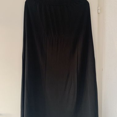 Black skirt