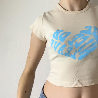 Subdued cropped T-shirt