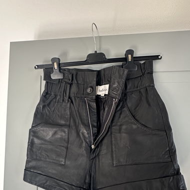Short Bash cuir