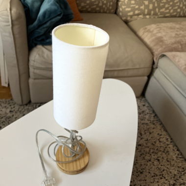 Nachttischlampe