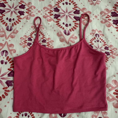 Pinkes Crop-Top mit Spaghettitraegern Gr. S