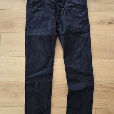 Schwarze Herrenhose