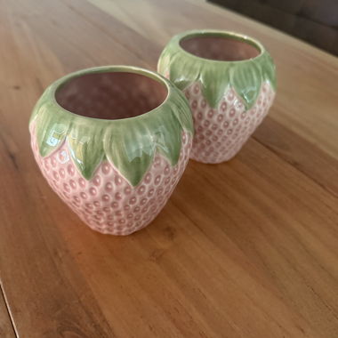 Set da 2 contenitori decorativi in ceramica a forma di fragola