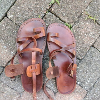 Sandales en cuir à brides
