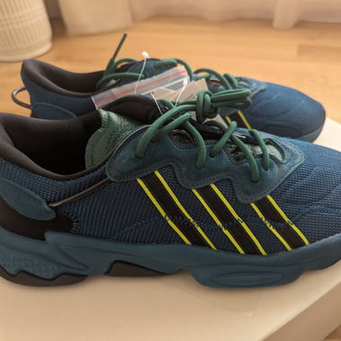 Sneakers Adidas Pusha T Ozweego Gr. 44 neuf