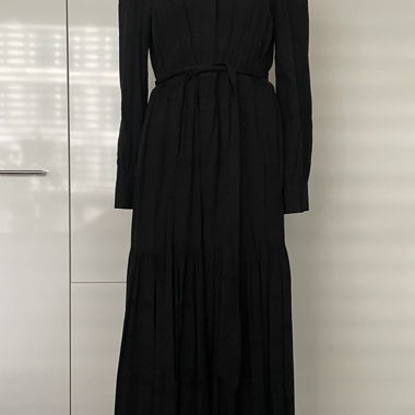 & Other Stories schwarzes Maxi-Kleid 