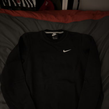 Schwarzer Nike Pullover 