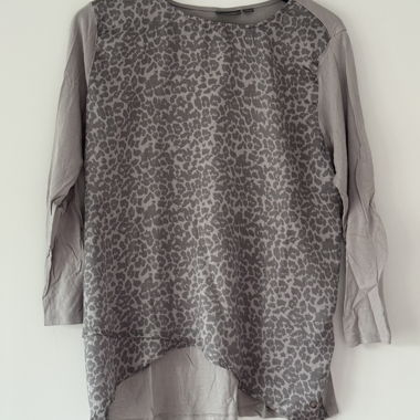 Maglia manica lunga motivo leopardato grigia