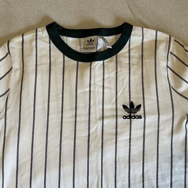 robe adidas