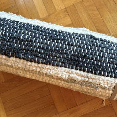 Beau tapis tissé