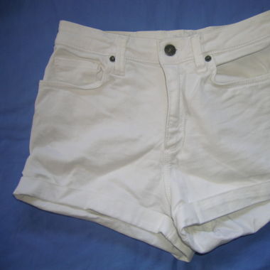 Shorts weiss, SUBDUED
