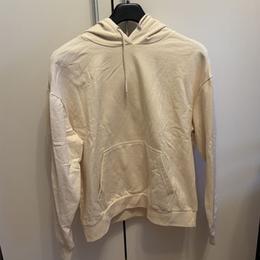 Weisser Kapuzenpullover