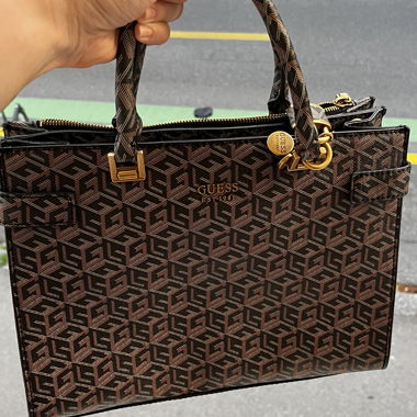 Sac à main Guess