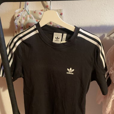 Adidas Oversized T-Shirt