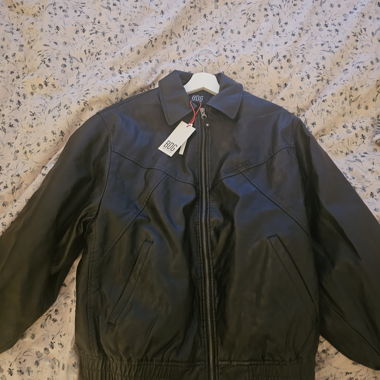 Oversized Kunstlederjacke - Urban Outfitters