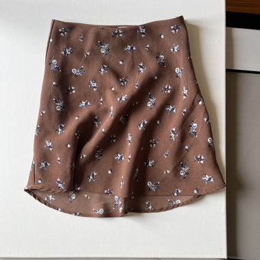 Jupe fleurie marron