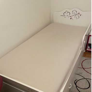 Bed with drawer, bed spring and mattress for sale