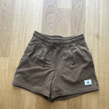 Jordan short