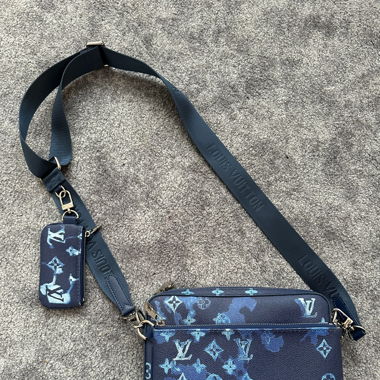 Louis Vuitton trio messenger navy blue