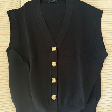 Black Buttoned Vest