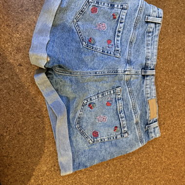 Pantaloncini in jeans Clockhouse Taglia 40