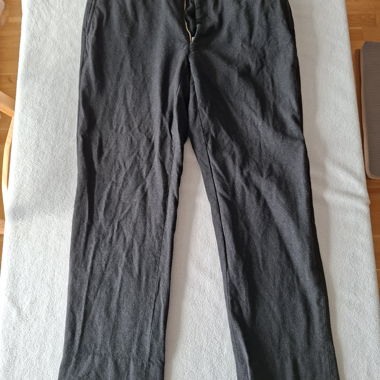 Schwarze Hose aus Wolle